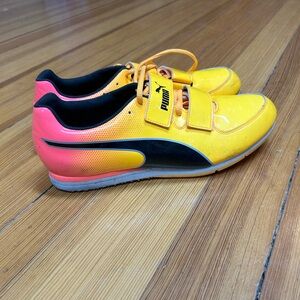 Puma triple jump spikes
